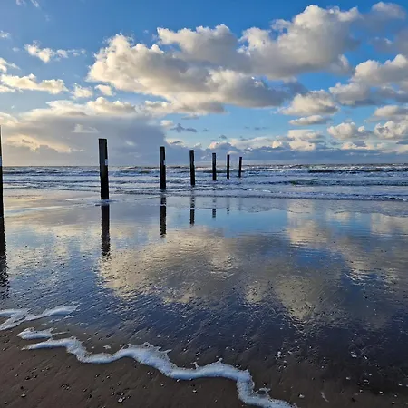 Kst Panzió Zandvoort